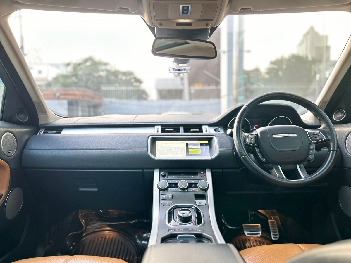 LAND ROVER RANGE ROVER 2.0 EVOQUE HSE PANORAMIC SUN-ROOF