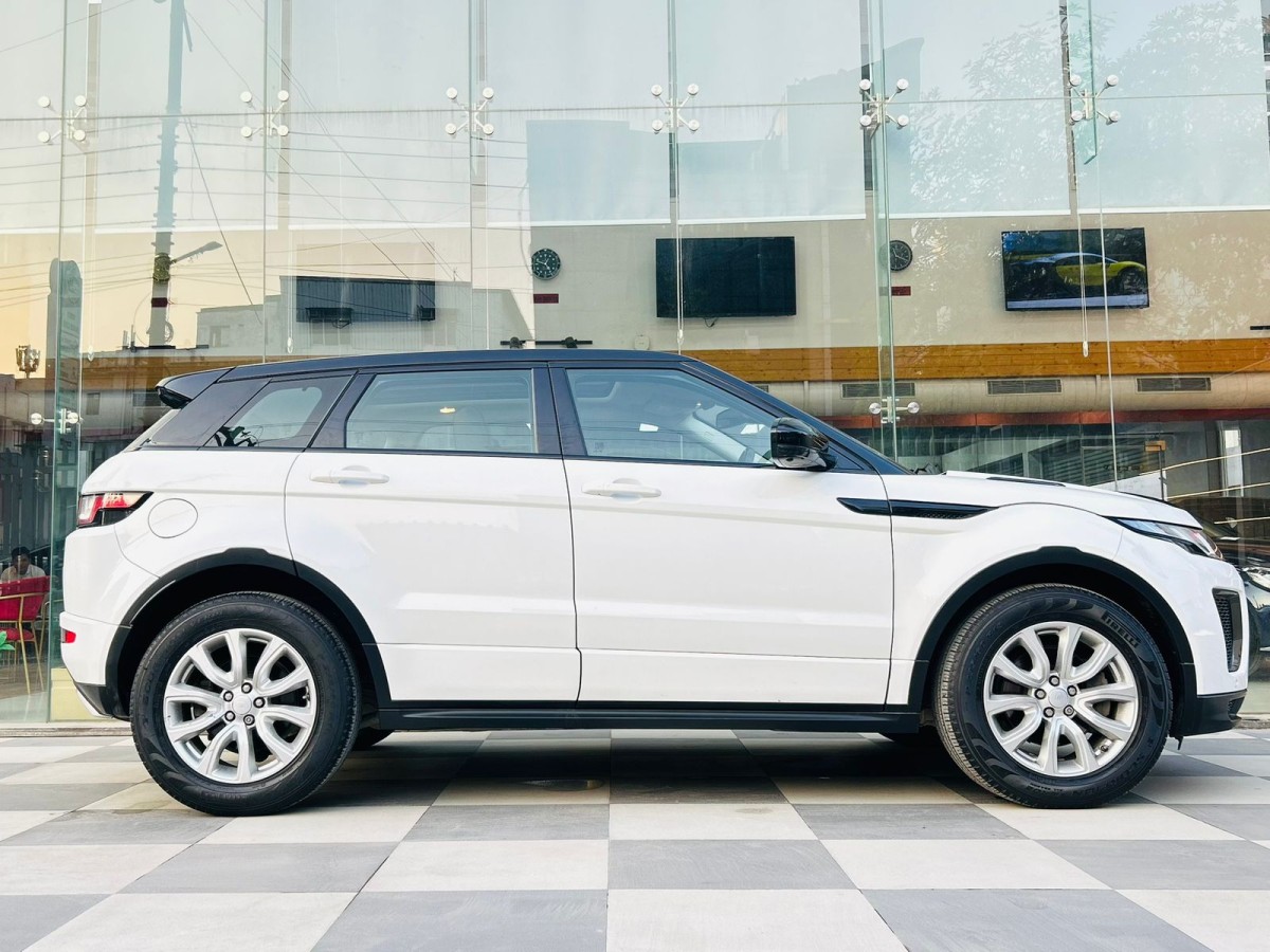 LAND ROVER RANGE ROVER 2.0 EVOQUE HSE PANORAMIC SUN-ROOF