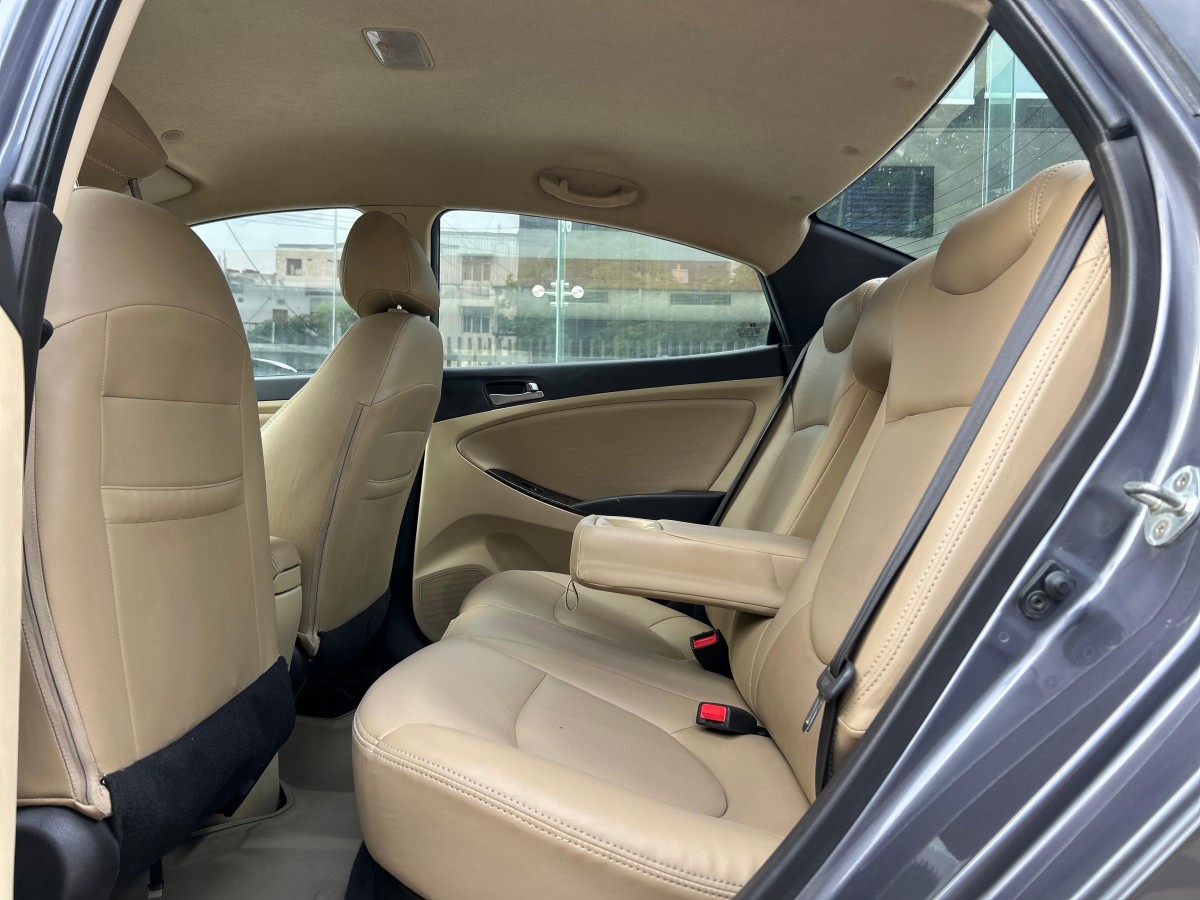 HYUNDAI VERNA 1.6 SX (O) AUTO